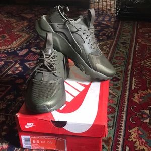 Nike Air Huarache Run Alta